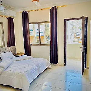 Huwari Aqaba